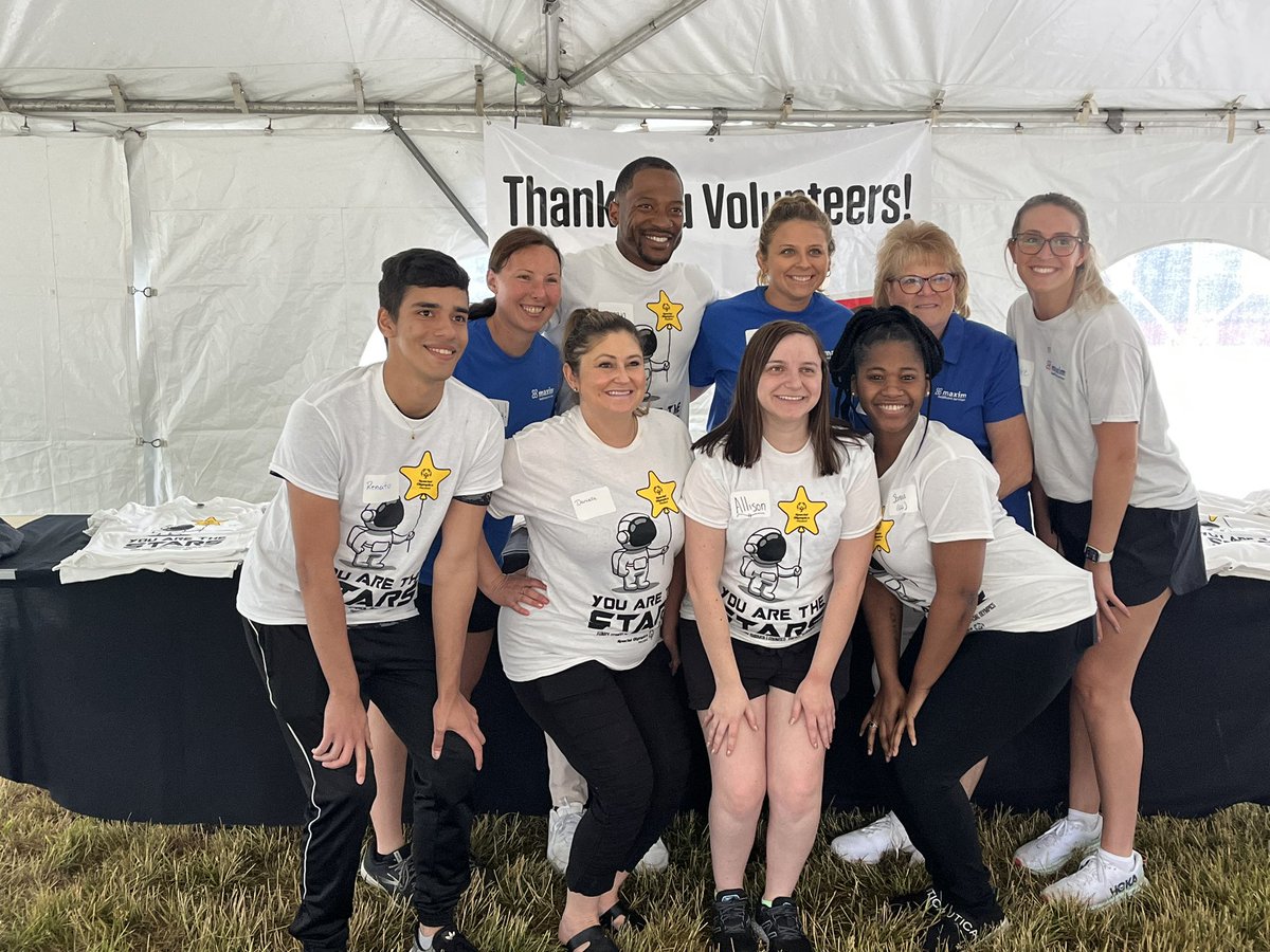 A rainy start to Summer Games, but our volunteers are bringing the some bright energy! Thank you, volunteers, for your commitment to @SpOlympicsMD athletes!