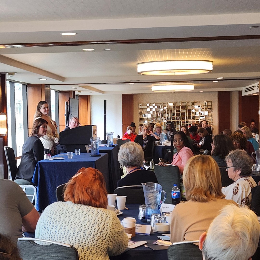 CancerAdvocacy's tweet photo. Inspired by @CancerHopeNet's presentation at the CPAT Symposium. Recognizing the impact of their personalized support and mentorship, helping individuals navigate the challenges of cancer with hope and resilience. #CPAT23 #CancerHopeNetwork #CancerSurvivorship https://t.co/OucubhIqQb