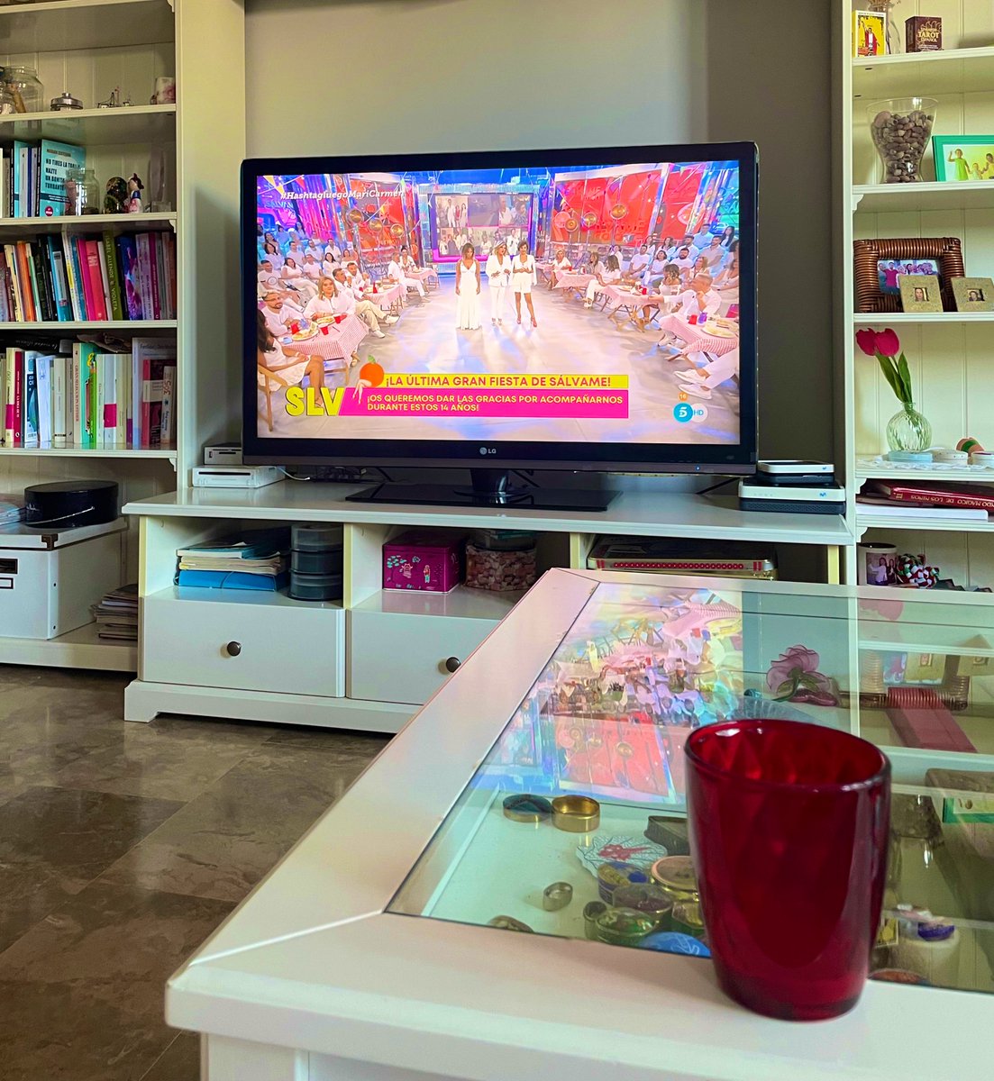 Hasta siempre <a href="/salvameoficial/">Sálvame Oficial</a> , pese a todos vuestros detractores habéis sido Luz en medio de la oscuridad.

Os guardamos para siempre en el corazón, en el espacio reservado de los buenos recuerdos televisivos.

#HastaLuegoMariCarmen