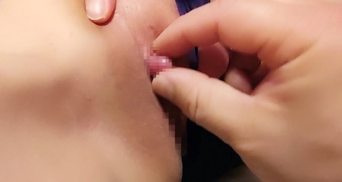 「クリ調教始めるぞ」の声で、「お願いします」と自らブルマを横にずらす これから数時間される事を想像して、既におマ○コはヌルヌル😋 https://t.co/l0FPyL786x<a href="/tag/%E3%83%91%E3%82%A4%E3%83%91%E3%83%B3"class="tags"><span>#パイパン</span></a><a href="/tag/%E3%82%AF%E3%83%AA%E3%83%88%E3%83%AA%E3%82%B9"class="tags"><span>#クリトリス</span></a><a href="/tag/%E5%AB%81%E8%AA%BF%E6%95%99"class="tags"><span>#嫁調教</span></a>