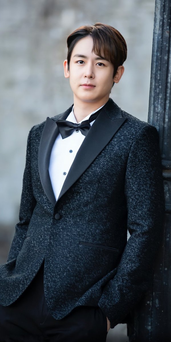 beaniebuckie's tweet photo. Happiest birthday to this man of many talents. Thank you for existing. I will always be inlove with you Buckie..
#핫티의왕자님닉쿤탄신일축하
#HAPPY_NK_DAY #สามสิบห้าปีคุณนี่เดย์
#Nichkhun #닉쿤 https://t.co/Y0YGA0MArJ