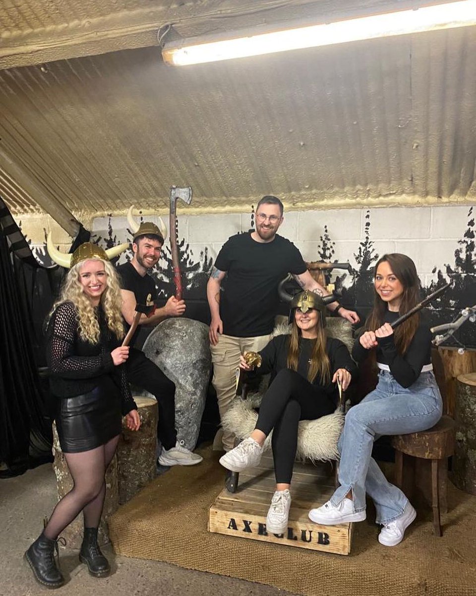 On Wednesdays we wear black (and throw axes!) 🪓 😎

Thanks for the snap Sasha! 📸

#axethrowing #dublin #wicklow #ireland