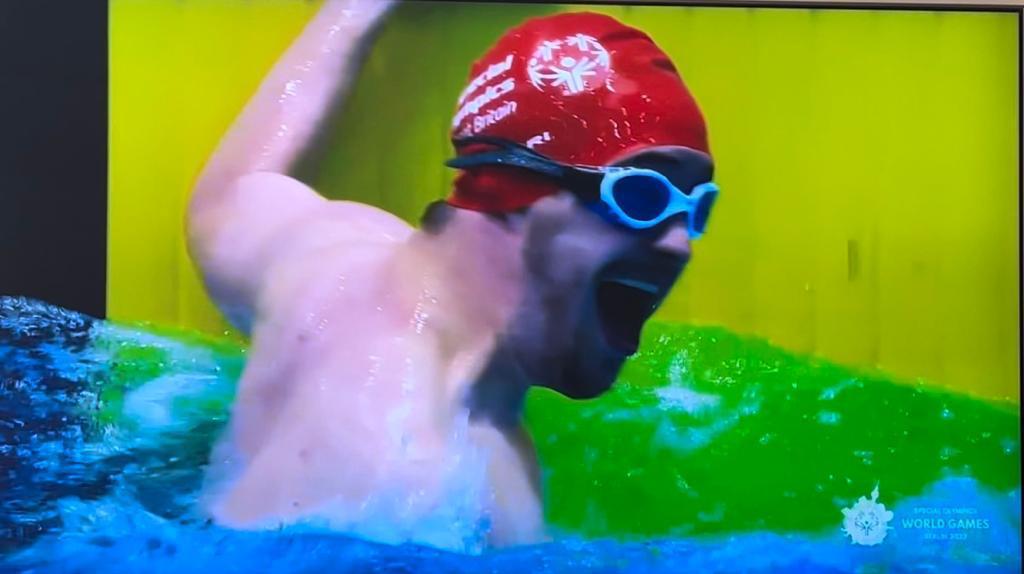 We have a World Champion in our midst!! 🙌🏻 
Will massive congratulations - 🥇GOLD in the 50 Freestyle!
It was a brilliant race. Will was the 3rd fastest entry in the division and totally smashed it. #Gold #SpecialOlympicsWorldGames #Berlin2023 #TeamSOGB
