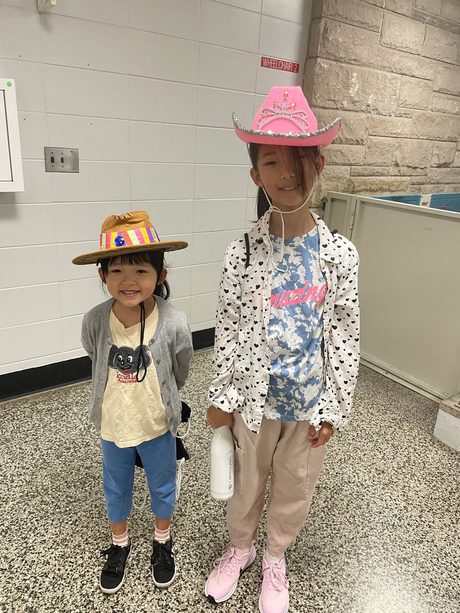summitnjflash's tweet photo. FLASH FUN FRIDAY-CRAZY HAT DAY 2023! #summitflash #summer https://t.co/RKj4XaKJ0N