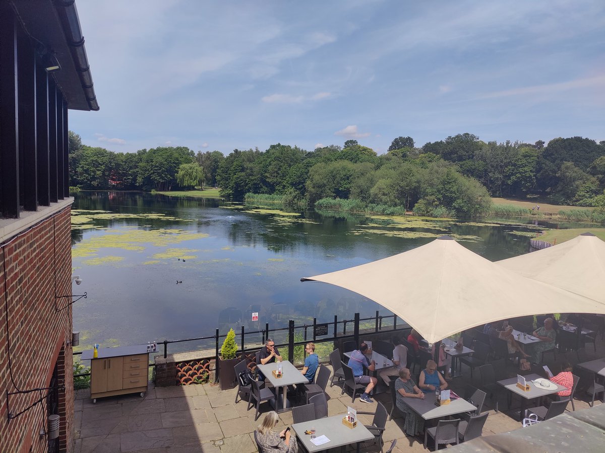 The Rheumatology Physio (@physiojack) on Twitter photo Fleeting visit to The Surrey Knee Event today.
Great surroundings and a friendly crowd.
Thanks <a href="/surreyknee/">Mr Paul Trikha, Knee surgeon</a> for the invite! Fleeting visit to The Surrey Knee Event today.
Great surroundings and a friendly crowd.
Thanks <a href="/surreyknee/">Mr Paul Trikha, Knee surgeon</a> for the invite!