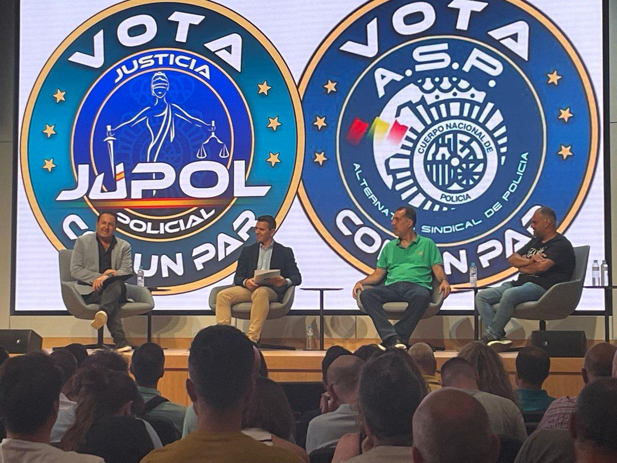 PoliciaASP's tweet photo. 📡Para los que no habéis podido asistir al debate sobre el modelo policial que se está celebrando ahora mismo, podéis verlo en directo en este enlace: 

https://t.co/r7oU4gqbEy

🤯No apto para caciques propensos a expedientar a policias cuando escuchan verdades incómodas. https://t.co/3uQtjcL0Kv