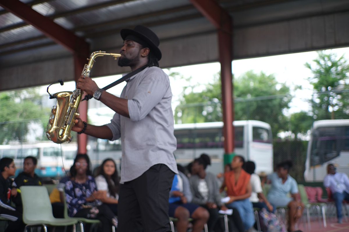🎺🎶Jazz is a vector of freedom of expression. Today <a href="/UnescoGhana/">UNESCO Ghana</a>  celebrates  #InternationalJazzDay with students from GIS and <a href="/SteveBediMusic/">Steve Bedi</a>, embracing the power of jazz as an educational tool that fosters empathy, dialogue, and cooperation. #JazzDay #MusicForAll 🌍✨