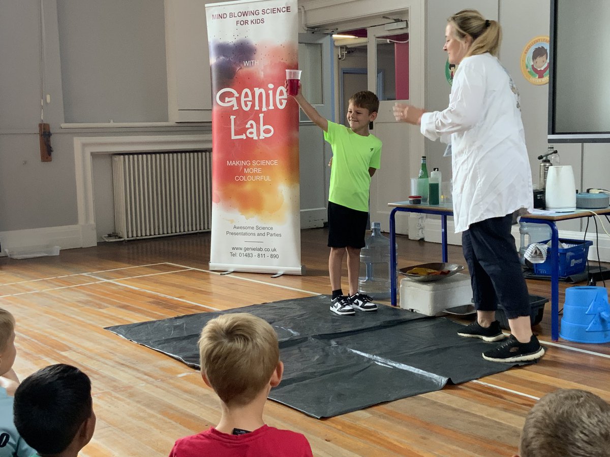 Year3SouthCamPr's tweet image. Year 3 and 4 had a fantastic end to STEM week today with a explosive assembly from Genie Lab! #welovesouthcamberley #STEMweek