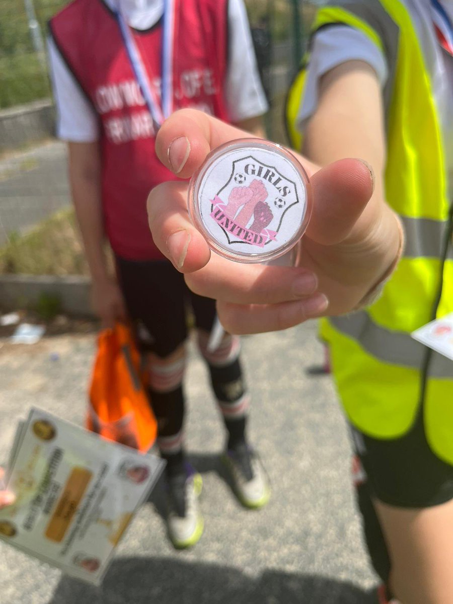 CarltonBolling's tweet photo. Our Girls United team delivered a superb coaching session as part of the #barclaysgameon football initiative. Lots of smiles, lots of hard work and lots of discussions about next year #lovesport #ambition https://t.co/QMBfGHe2pd