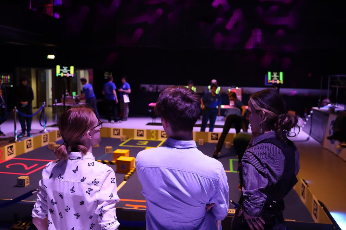 Student Robotics tweet media