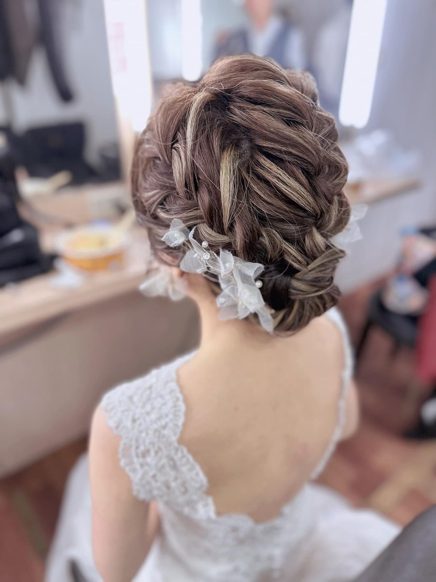 Andreabeautyna1's tweet photo. #港客婚紗拍攝
#香港薇薇新娘
#vivibridehk
#bridehk
#香港新娘婚紗外拍
#香港新娘 #陳小華 #新秘小華
#台北新秘小華 #花蓮新秘小華
#新娘造型 #美妝 #彩妝 #整體造型
#陳小華造型師 #造型師
#海外婚紗 #海外婚禮 #婚禮造型師 https://t.co/Fh9e5rQGgT