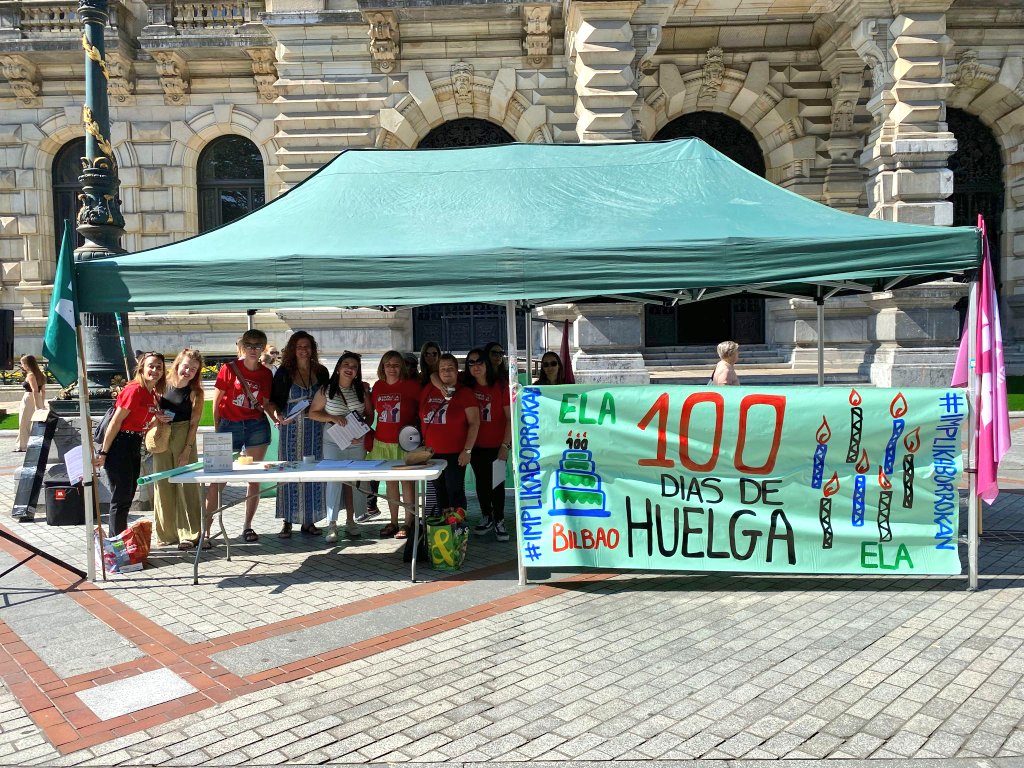 ELASindikatua's tweet photo. 1⃣0⃣0⃣ #greba egun bete dituzte Implikan @Implikaborrokan, enpresak langileen %60 kaleratu ostean, 87 soilik #Bilbo|n, eta horietako %90 #emakumeak

✊🏾Borrokak jarraitzen du!

📲https://t.co/95nRul9BAE https://t.co/eFit58fcNz