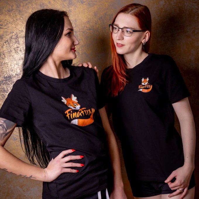 Einen wundersch&ouml;nen Start ins Wochenende. Heute ist neues Merch im Shop verf&uuml;gbar. Schau mal rein. https://t