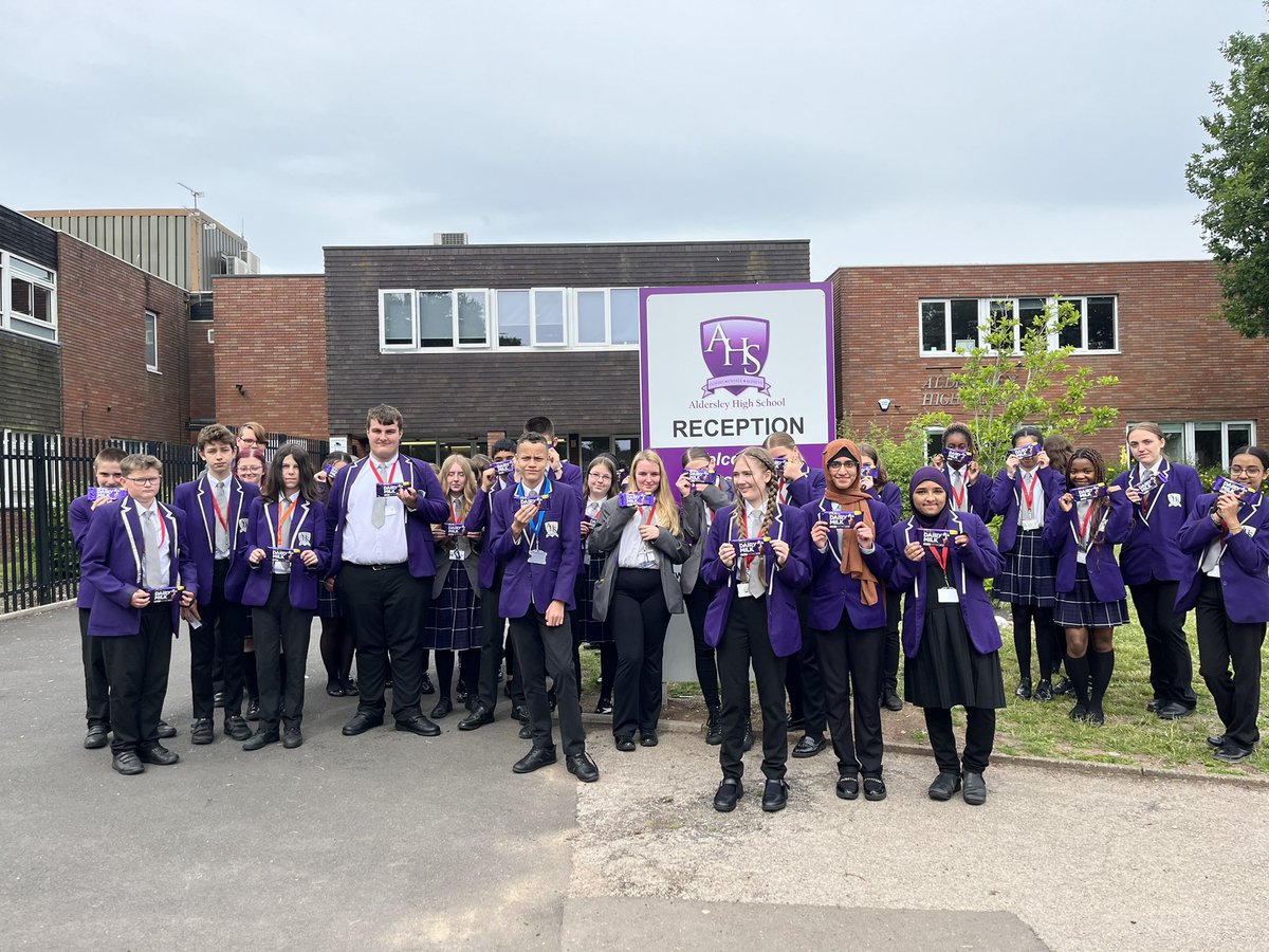 Mr Archer tweet media