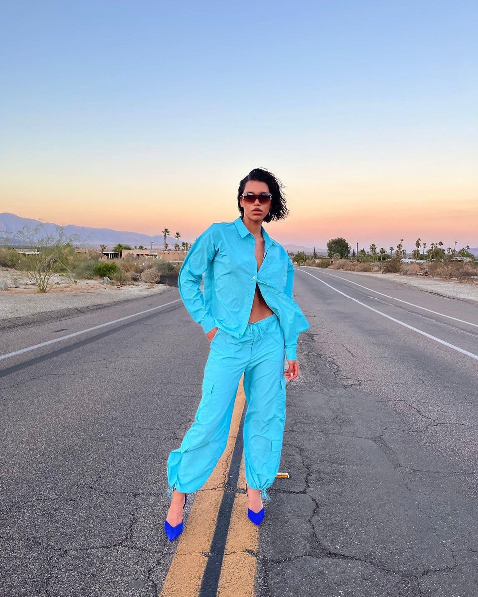 boohoo's tweet photo. TRENDING: Blue 😍💙🔥

Discover staple co-ords, perfect to take you from brunch to bar ALL summer long! Tap the link in our bio to shop SS23 essentials, from just £10🤩 https://t.co/UVXpKyESab