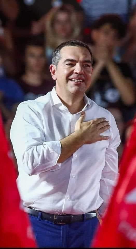 _SimonLeone's tweet photo. Ψηφίζω Τσίπρα

Γιατί είναι ότι καλύτερο έχει περάσει από τον τόπο,
αλλά  ο πόλεμος που δέχτηκε από αριστερά &amp; από δεξιά δεν είχε προηγούμενο

Τέτοιο μίσος δεν πρέπει να έχει εισπράξει αλλος πολιτικός στον τόπο από εχθρούς &amp; ΜΜΕ ...

Ήξεραν το γιατί

Ξέραμε και εμείς ... https://t.co/exvypQqP5j
