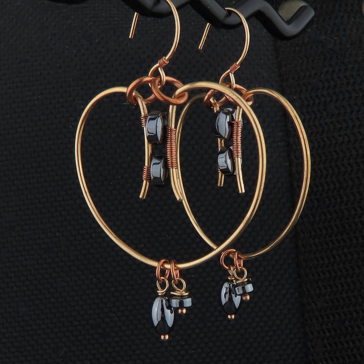 Bronze Copper Gray Hematite Big Hoop Earrings etsy.me/46msLNC #bronzeearrings #hoopearrings #bigjewelry #grayjewelry #hematiteearrings #graystonejewelry #hippiechic #buyonetsy #handmadeearrings #wireearrings #friendgift
