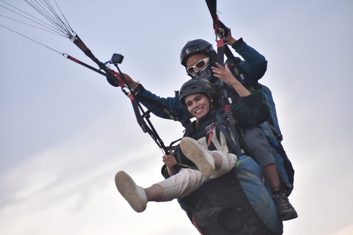 glidebirbilling's tweet image. Find Inner Peace By Conquering Fears While You Glide In The Sky On Your Own Terms 🪂🔥

#paragliding #travelphotography #longtrip #girlstravel #india #himachalpradesh #incredibleindia #tourism #travelgram #photography #trend #travelrealindia #indiatravelgram #indiatravel