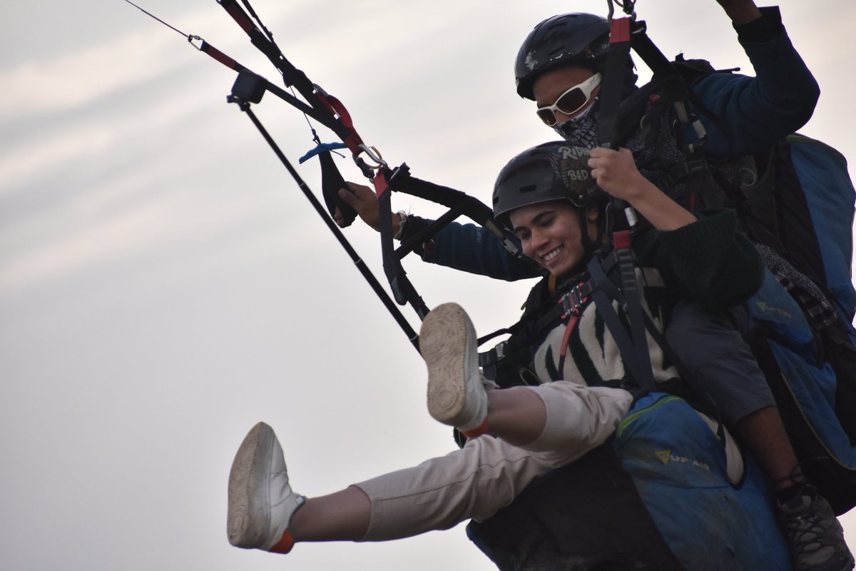 glidebirbilling's tweet image. Find Inner Peace By Conquering Fears While You Glide In The Sky On Your Own Terms 🪂🔥

#paragliding #travelphotography #longtrip #girlstravel #india #himachalpradesh #incredibleindia #tourism #travelgram #photography #trend #travelrealindia #indiatravelgram #indiatravel