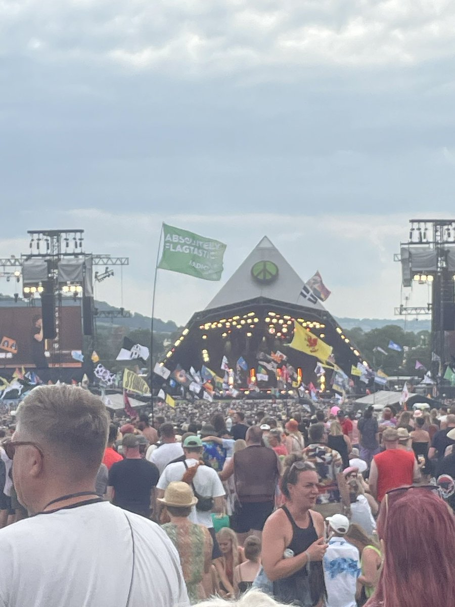 k8eevs's tweet photo. Spotted!! @RadioX @domisatwit https://t.co/ca9qEhAn3M