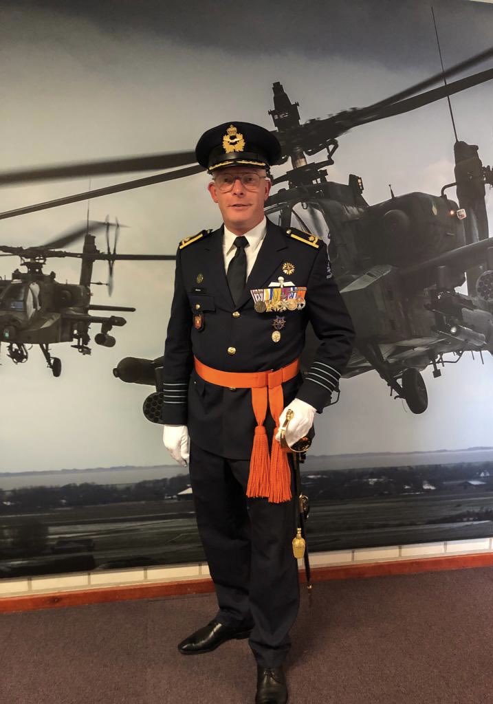Ray15Kramer's tweet image. Vanmorgen aanwezig bij de beëdiging van de officieren @kon_marine op het KIM in Den Helder. Mooi ceremonie waar ruim 70 officieren de eed of belofte hebben afgelegd. Ook namens de Faculteit Militaire Wetenschappen allemaal van harte gefeliciteerd! 👍🏻@FMW_NLDA @NLDA_DOSCO