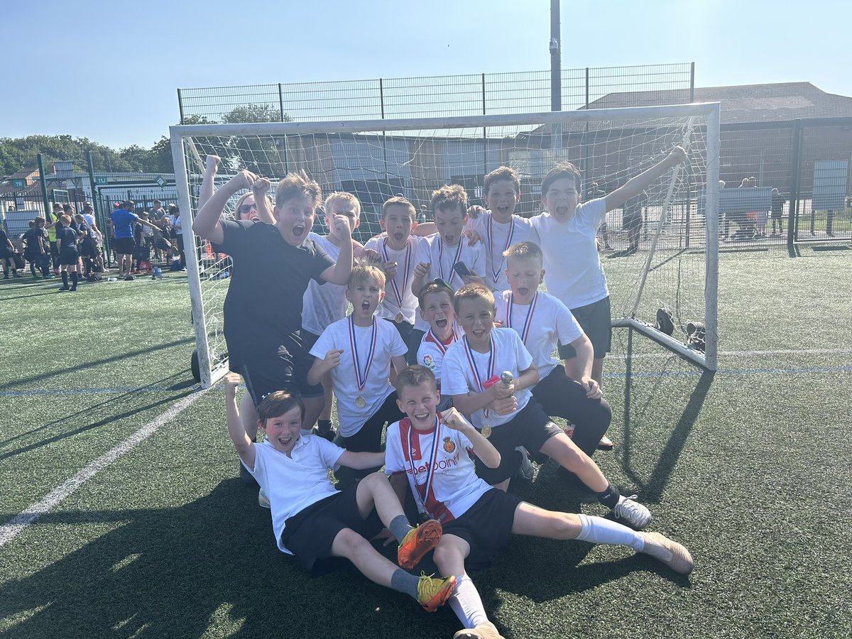 Great afternoon yesterday. Brilliant effort and even better attitude once again from the boys. Success is better when it’s shared. Thanks to <a href="/rainhillhigh/">RAINHILL HIGH SCHOOL</a> for the invite. #WinningHabit