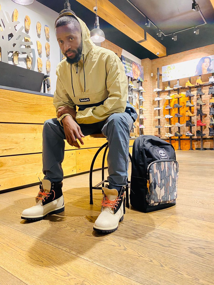 Samstyle93's tweet image. Walking talking mannequin @TimberlandSA