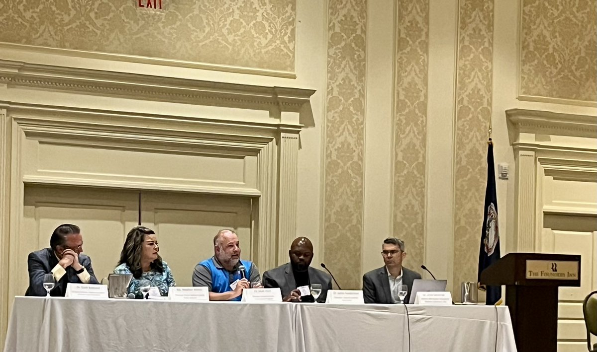 PrincipalWyn's tweet image. Elevate and celebrate- make your school a place that feels like home! Make your hallways a celebration for learning and showcase the brilliance of our students and teachers.  #teacherdevelopment #studentcentered #VASSP #MCHSproudprincipal #lovetoleadit