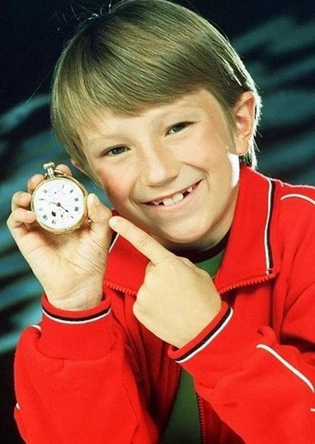 @katiedimartin I know a boy in my son’s school who identifies as a time traveller- he said a magic postman gave him a watch that stops time and everytime he gets it out in class everyone has to pause what they’re doing and pretend it works. His pronouns are Bernard/ Bernard’s Watch