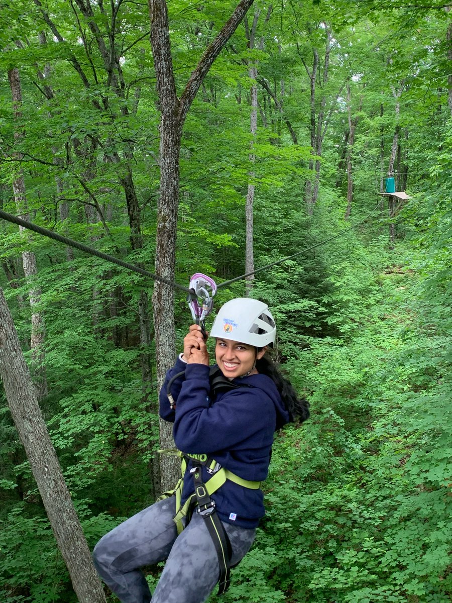CSS_CarpeDiem's tweet photo. Some of our grade 8 population went Treetop Trekking in Huntsville today! It was a beautiful day to be among the treetops and connect with nature! #ExperientialLearning #SchoolTrip #treetoptrekking https://t.co/5ujhxpgcbc