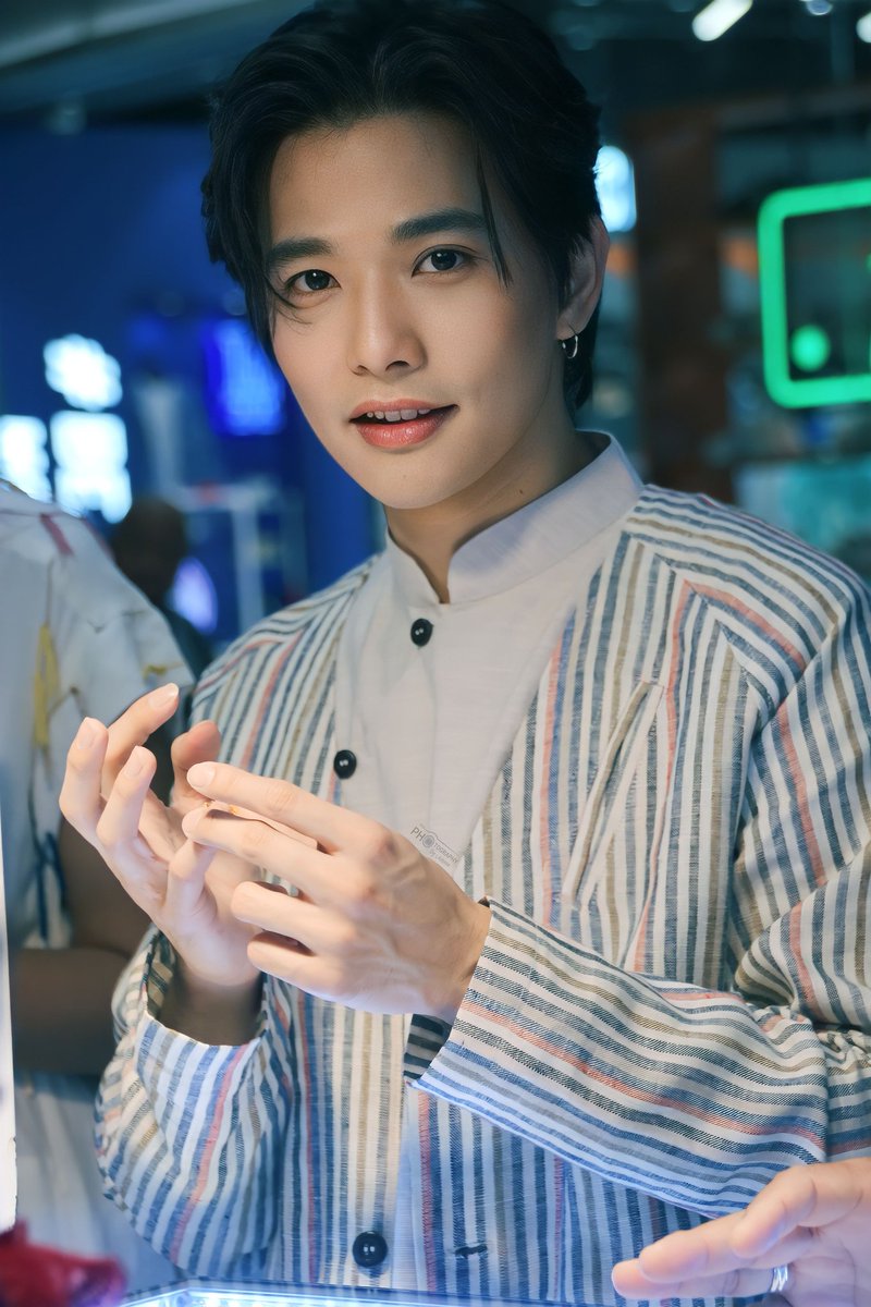 Leobeer5051's tweet photo. หน้าร้อนยังพอทนได้ แต่เธอน่ารักใส่เมื่อไหร่…ละลายทุกที ไอต้าวน่ารัก
#sacitเพลินคราฟต์ 
#CraftatFirstCrush
#lee_thanat #ลีฐานัฐพ์ https://t.co/Yh3zEQz2ZL