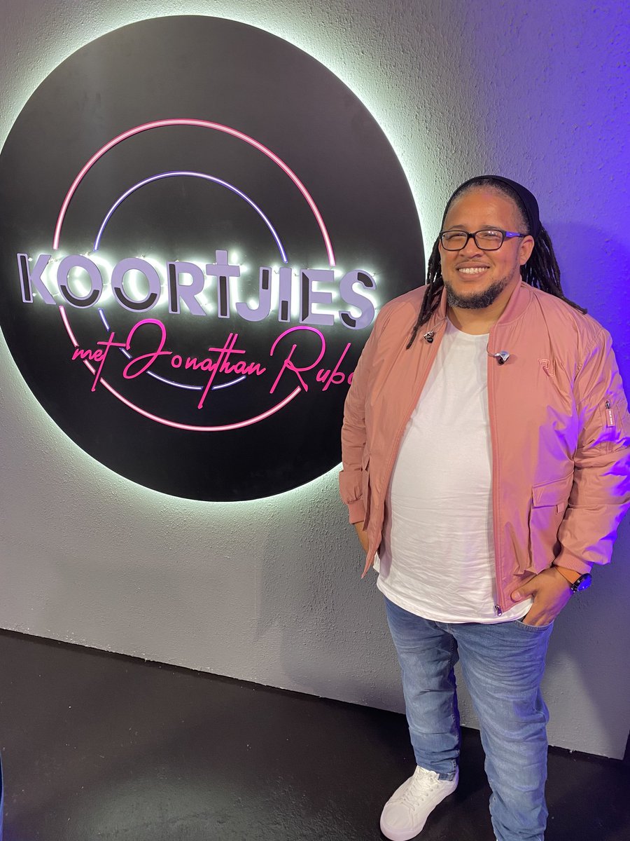 Follow me on all #socialmedia platforms:

#Facebook: Chadleigh Gowar Music 
#TikTok: Chadleigh Gowar 
#instagram: @chadleighgowar 
#Twitter: <a href="/ChadleighGowar/">Chadleigh Gowar</a>