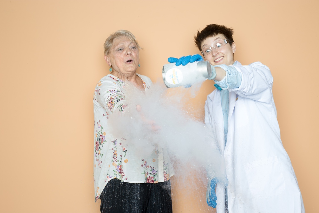 CrazyScience6's tweet image. Ignite your passion for science with Crazy Science! 🌡️💡 Dive into a world of exciting experiments and mind-boggling discoveries.  e#PassionForScience #CrazyScienceFun&quot;#ScienceDiscovery
#SummerScienceFun
#ScienceCuriosity
#STEMLearning