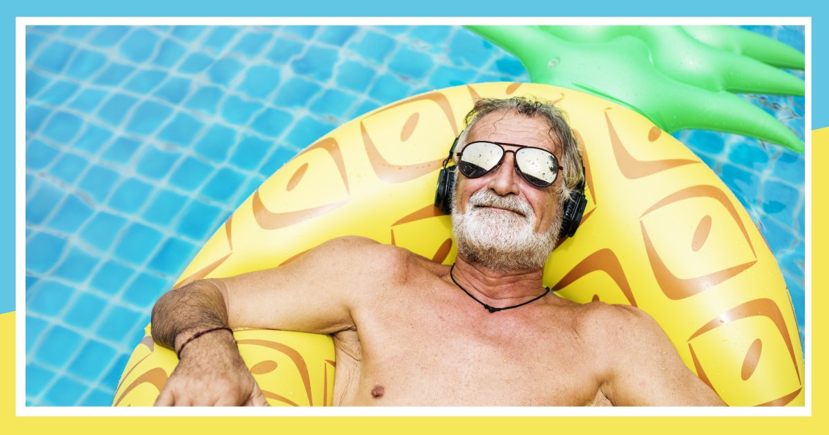 A perfect summer day is when the sun is shining, the breeze is blowing, the birds are singing, the pool is ready and the lawnmower is broken.

#summerdays #mineraluxeforpools #dazzle #pristiva