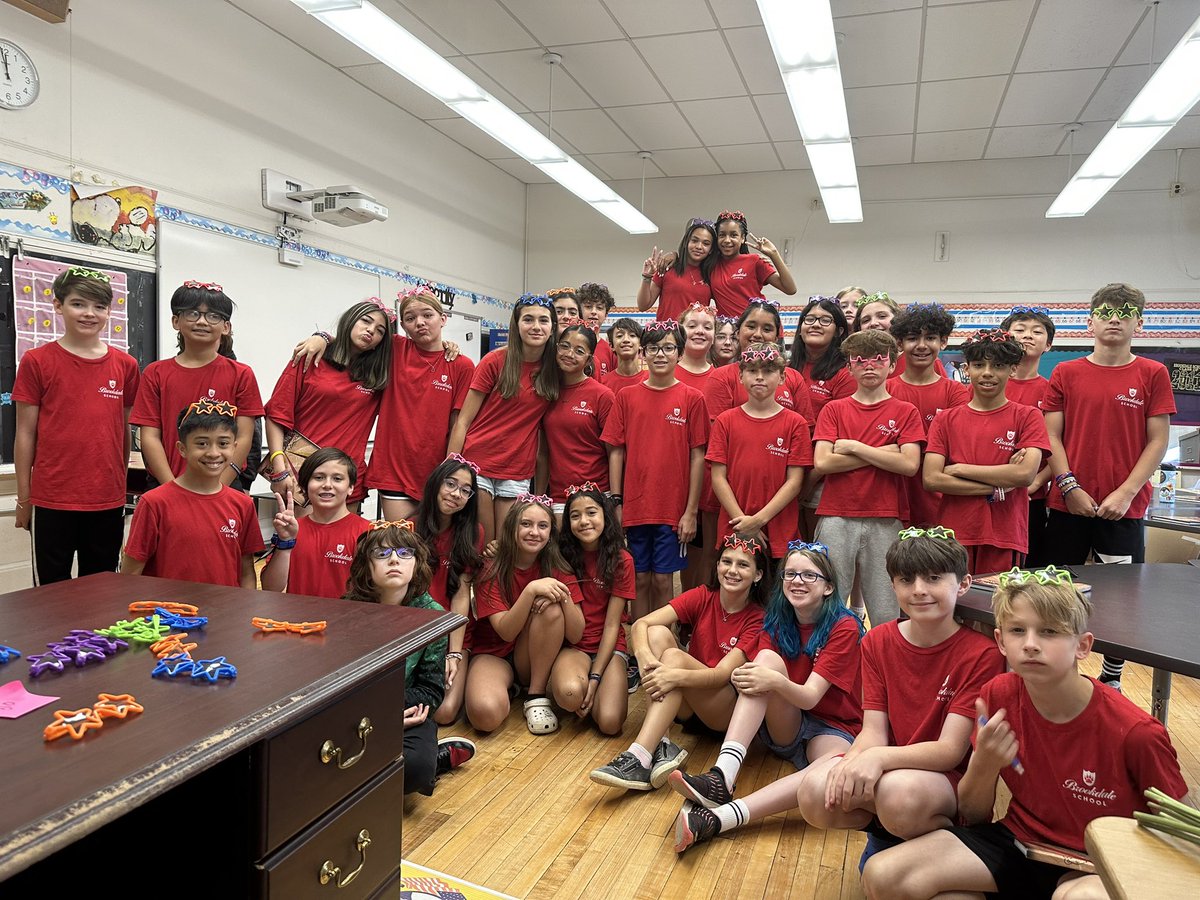 GaccioneSm's tweet photo. Brookdale Class Of 2023 https://t.co/XDvggUZfyH