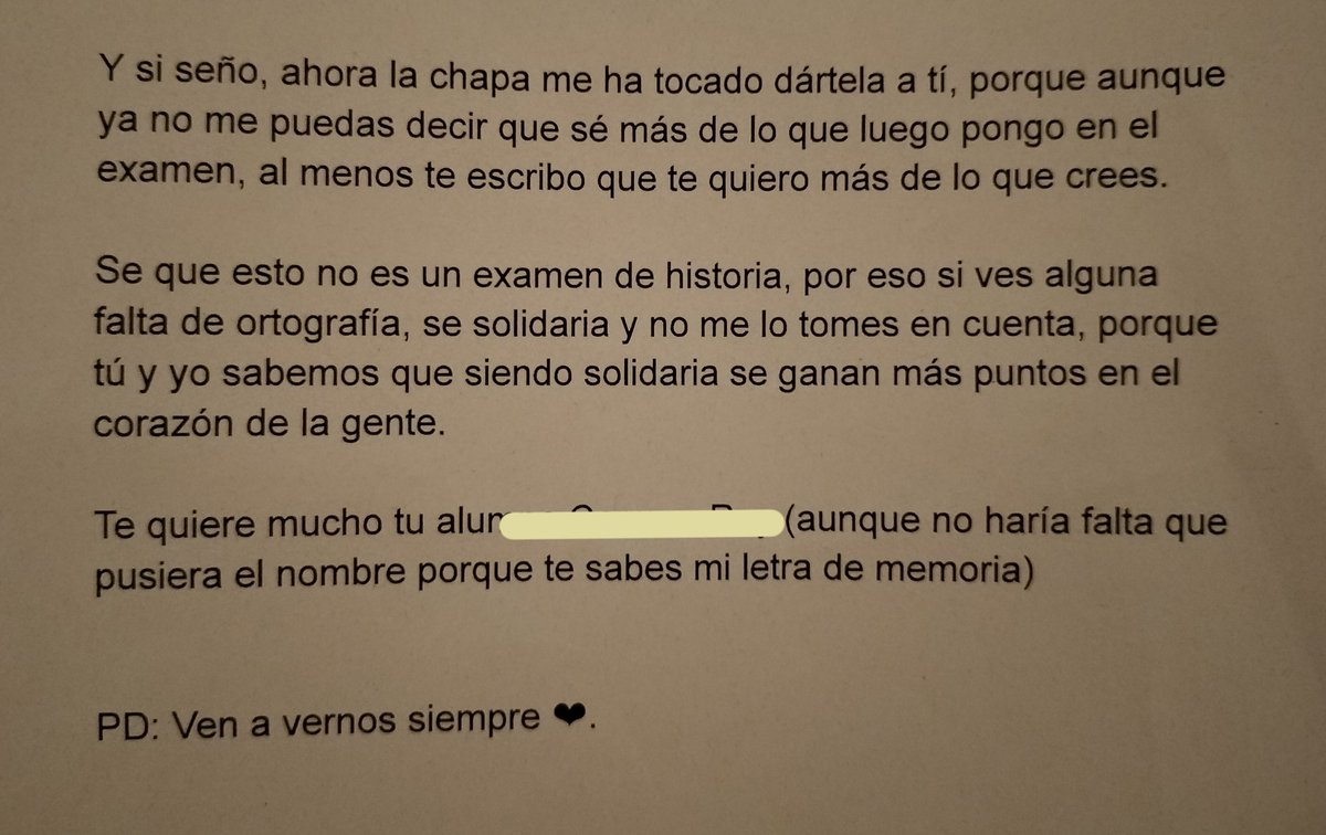 ElenaPorcel3's tweet photo. El jamón no está mal, pero sus cartas son lo más 🥰.
Cerrar etapas de la forma más bonita: demostrando amor.
"Porque tú y yo sabemos que siendo solidaria se ganan más puntos en el corazón de la gente" ✨.
#LasEsclavas #2ESOA https://t.co/6JfEiHKaGD
