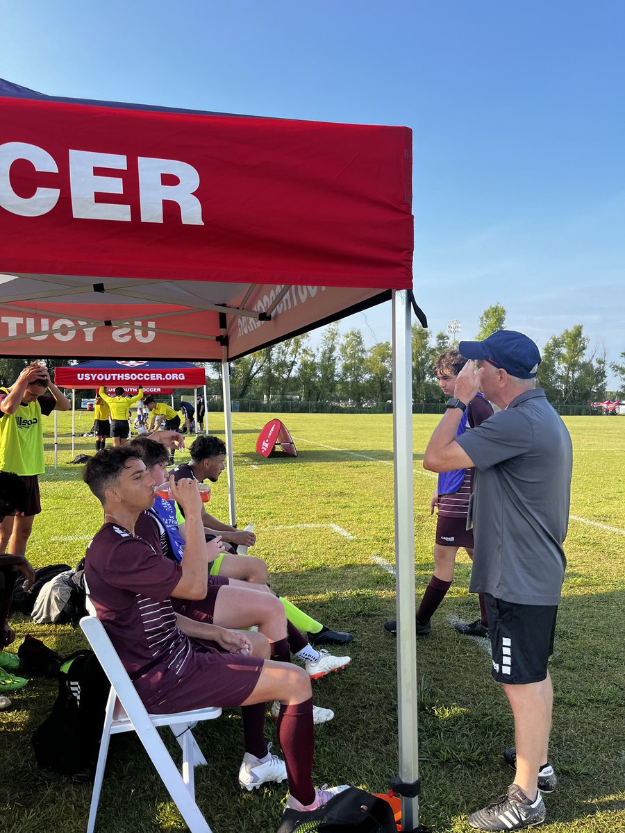 nashusa_org's tweet photo. 4-0 win for the U19’s at Regionals!!!
U16 Boys Maroon lost 1-4 in their first game. 
U17 Maroon Girls play at 5pm tonight. 
#TNSoccer #WeAreNUSA https://t.co/pNWD1waXvu