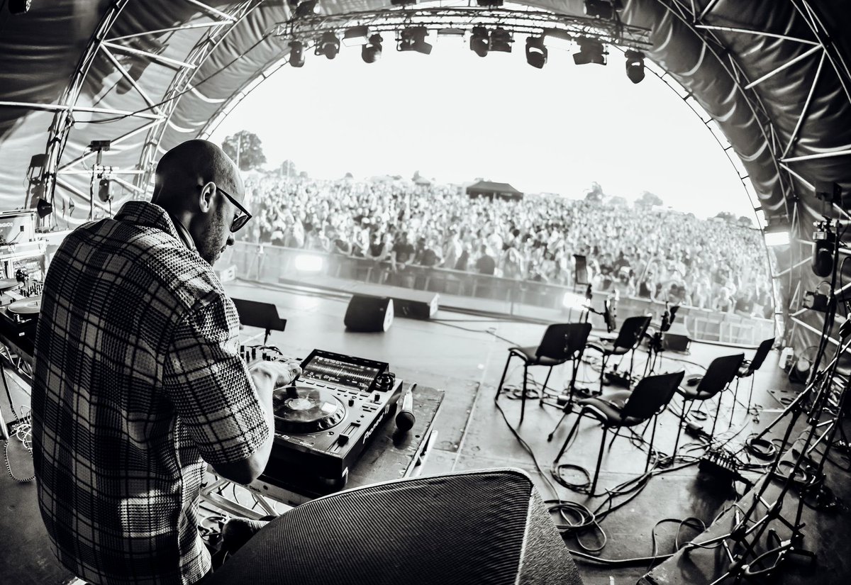 JLSOfficial's tweet photo. What’s good everyone?! Time for a much needed summertime check in🚨

Marv’s been busy up and down the country djing at the Ibiza Orchestra Experience! Providing those summer vibes in the sunshine!!! ☀️ https://t.co/bKYQgNfqi6
