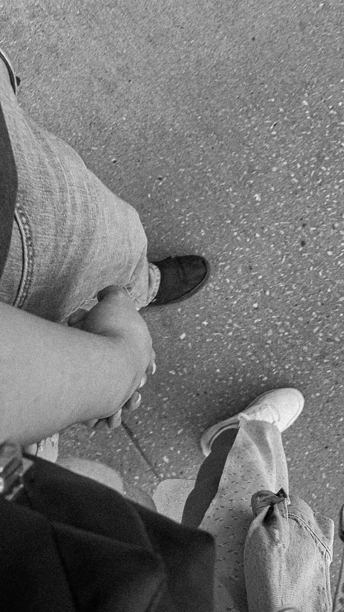 when people say you’ll find love when you least expect it, they mean it

never did i think that my forever would live in a different continent

i love you more than words can describe <a href="/StayHachi/">.</a> 🌹🖤