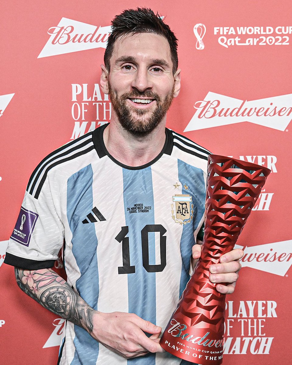 muhammadiswar24's tweet photo. Happy birthday leoo 😘🤩#MessiBirthday https://t.co/MOL3WmhkjL