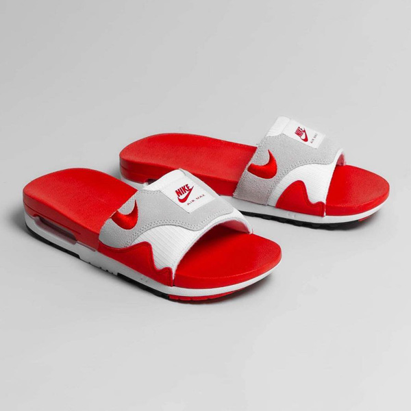 KicksDeals's tweet photo. "OG Red" Nike Air Max 1 Slides are UNDER retail for a limited time at $60 + FREE shipping.

BUY HERE -> https://t.co/e5w1t7LRqi (promotion - use code SUMMER at checkout) https://t.co/6Wf1weKQPF