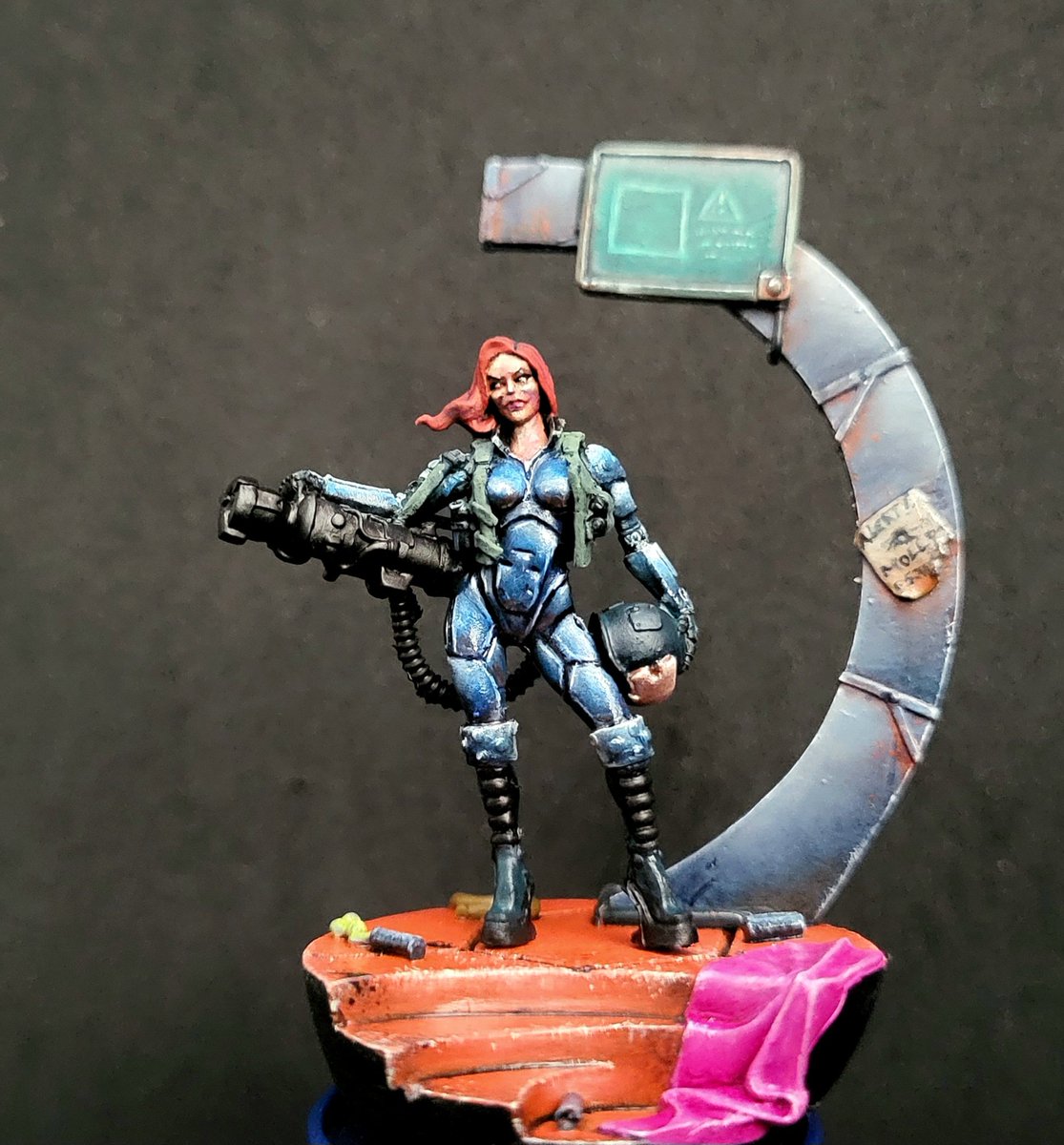 MjgPaints's tweet photo. Molly wip- have a good weekend!

#painting #Warmongers #minipainting https://t.co/rQYxWfXnLE