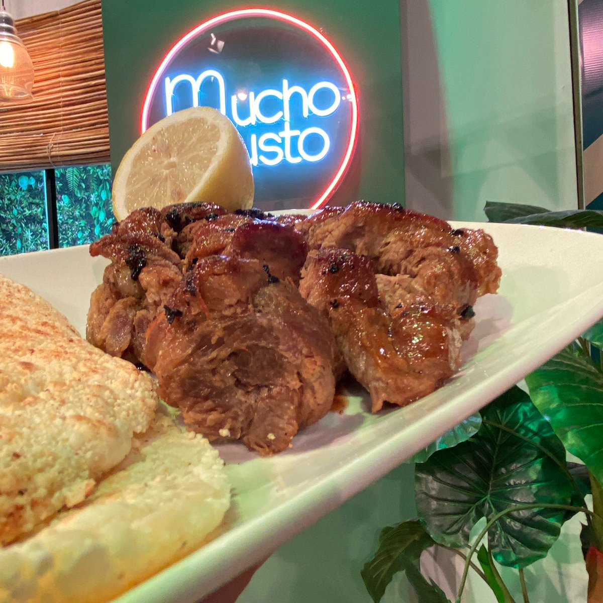 MuchoGustoPy's tweet photo. 😋 VIERNES, mañana es día de San Juan Ára y mirá esta delicia hecha por #JavierRocca

Al final la receta

#MuchoGustoPy https://t.co/MXgQRjVupu