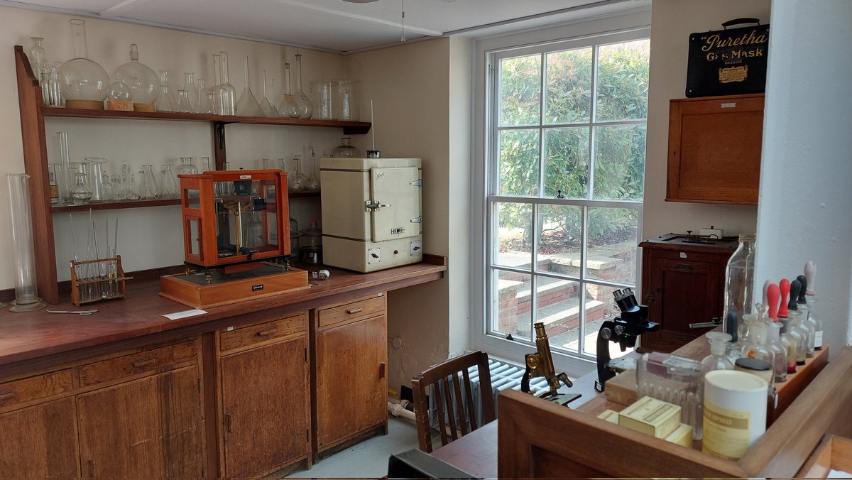 emilyjguest's tweet photo. We also got to see inside the Rothamsted sample archive. Seeing samples collected in the 1800s was fascinating 🤯 Also the museum with replicate old labs, an ANOVA machine and old wheat lines which were as tall as myself! https://t.co/6LcuVVgKnA