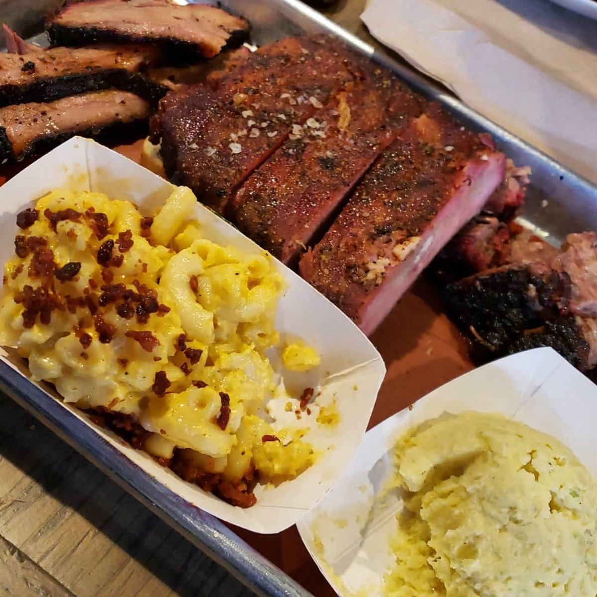 “ Just when I had given up on finding good bbq in New Orleans, @centralcitybbq_ restored my hope!” - Bob
❤️🐷❤️

#nolaeats #neworleans #wherenolaeats #noladining