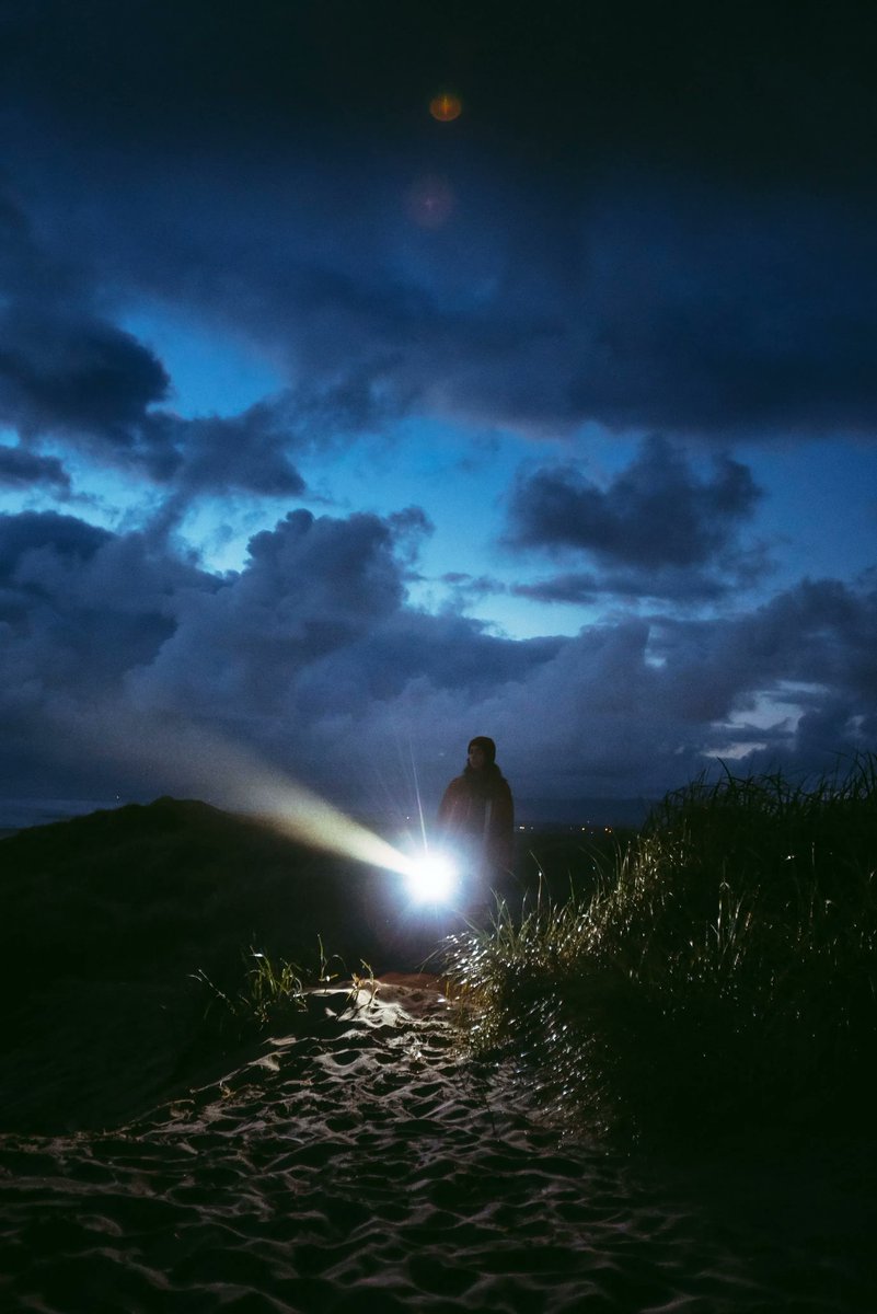 old_lantern's tweet photo. Maybe our Wisdom is better directed toward the path than in someone's face?

#LightedPath #Illuminate #BeGentle #Humility #old_lantern #phoenix_mentoring #parenting #marriage #coaching #Entrepreneurs #protip #recovery #fridaywisdom #fridaymotivation #fridayvibe https://t.co/VDmoXYWqMe
