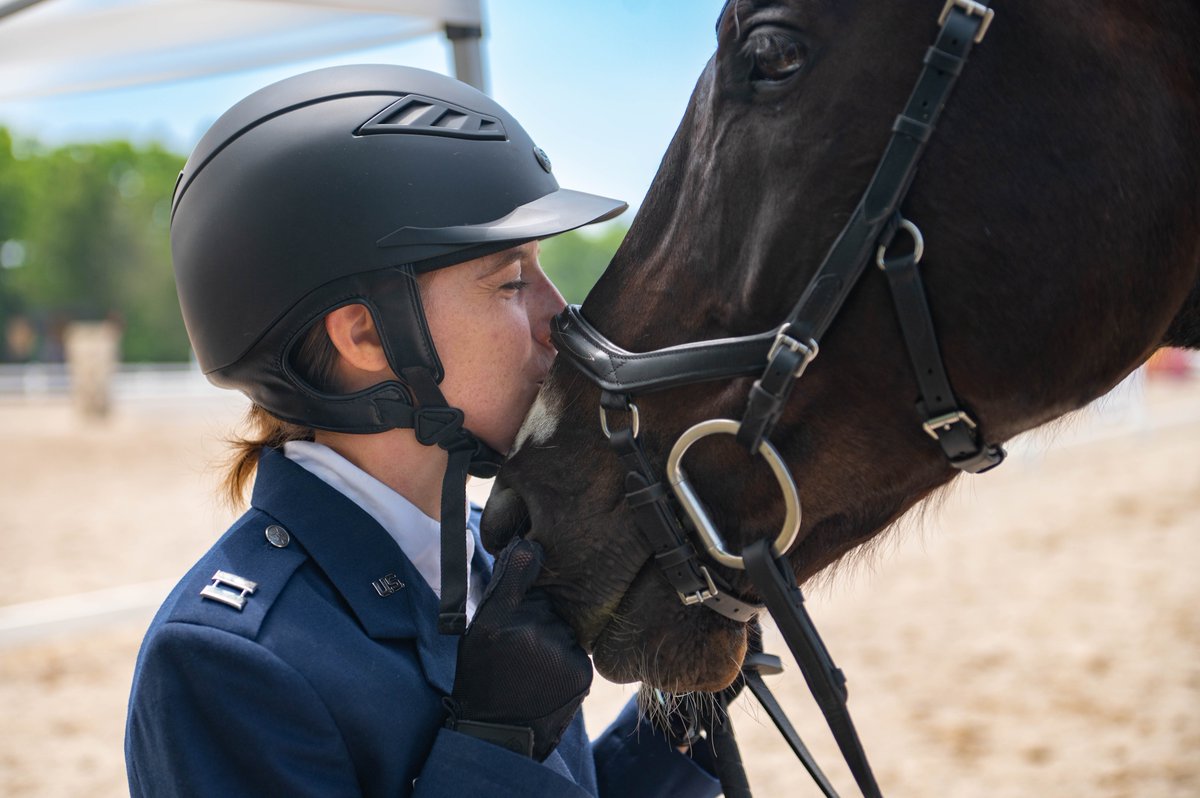 From childhood dreams to championship medals, one of our Airmen recently took home the gold in a national horse competition 📷📷
Congratulations to Capt. Magin Day , who  won first place in the Beginner Novice Open A category.
Read more here: bit.ly/3X7q52r