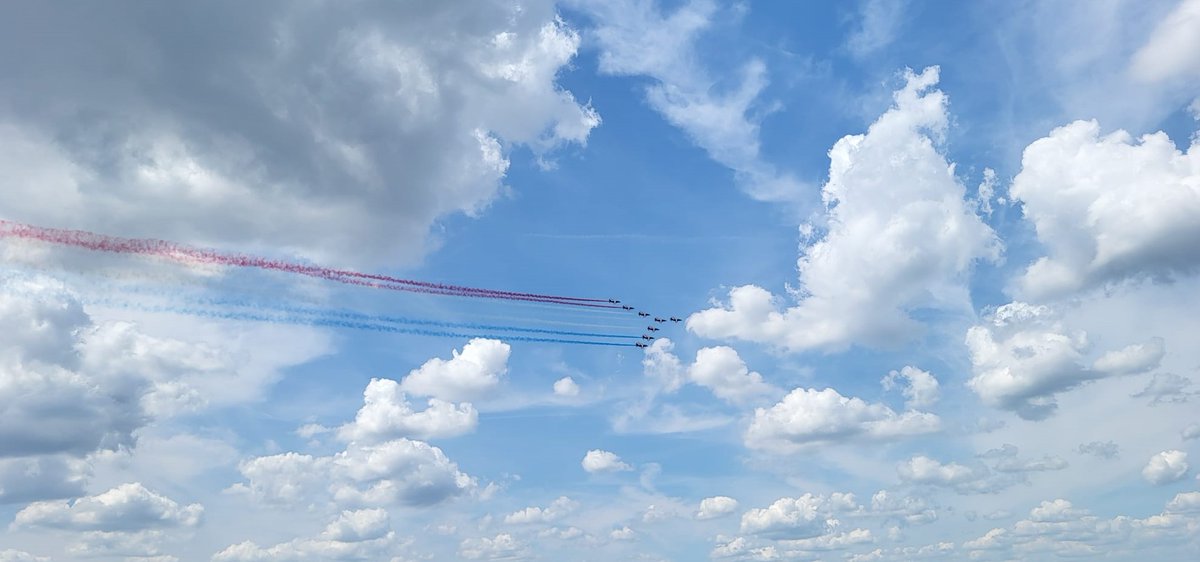 [#SIAE2023] Le <a href="/salondubourget/">Paris Air Show</a> continue encore ce week-end✈️

💪 Envie de booster votre carrière ? Rencontrez nos équipes chez LISI AEROSPACE pour découvrir toutes nos opportunités. 

📍Stand A252, hall 2A  

#SalonDuBourget2023 #ParisAirShow2023