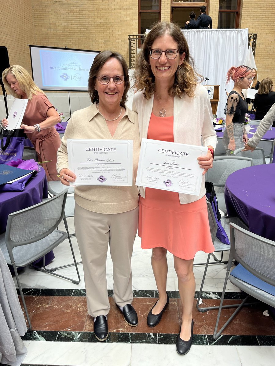 TY @MassCSW for hosting an event to celebrate our local heroines! I had the honor of nominating Jenn Martin of @CityofNewtonMA for her leadership w. @SafeRoutes_MA. It’s bc of Jenn that Newton has become more walkable, bikeable, and safe for residents of all abilities. #mapoli