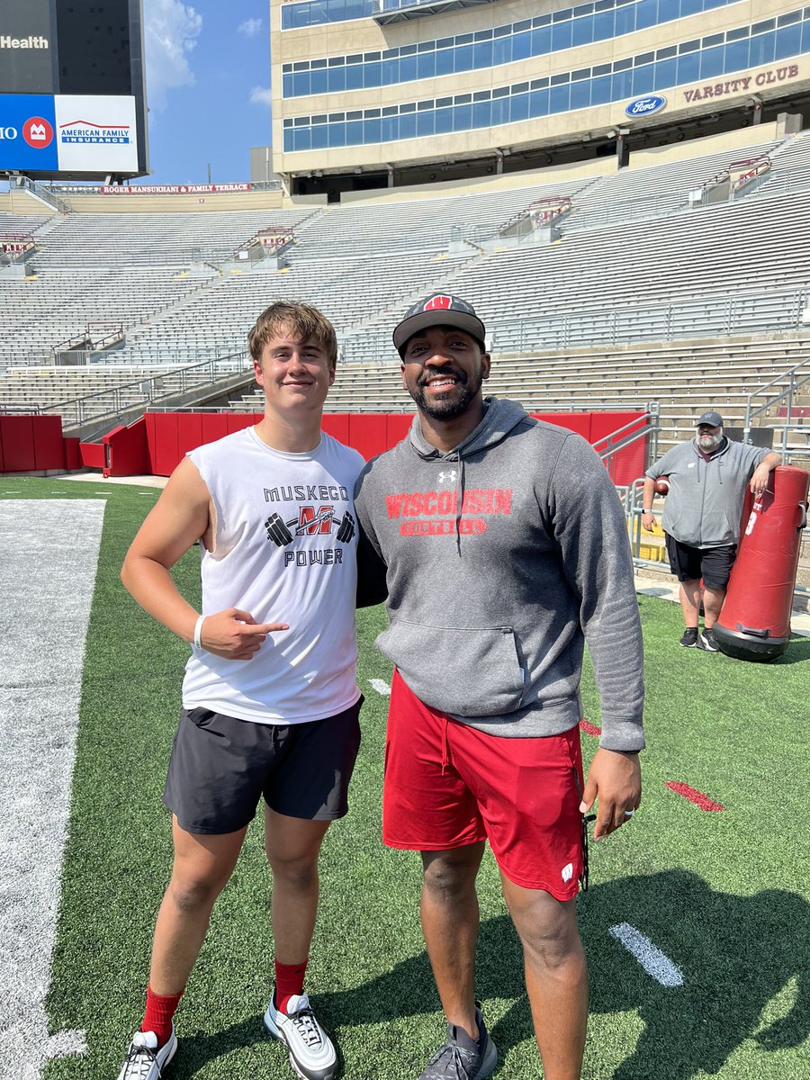 Nicholas McCullough tweet media